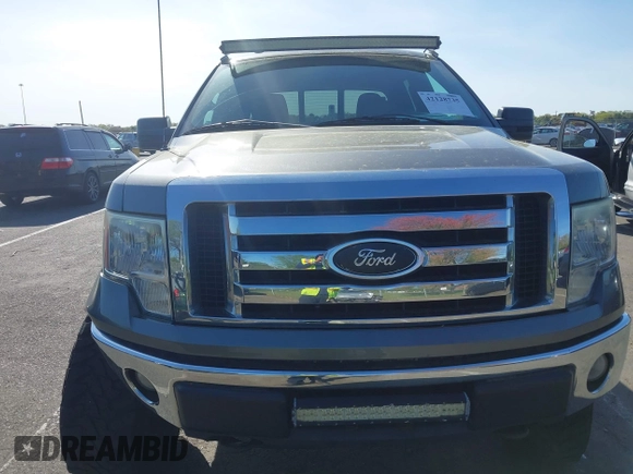 2010 Ford F-150 XL z VIN 1FTEW1E80AFA43583, wystawiony jako IAAI lot #42128735 z przebiegiem 139 654 mil mil oraz . Historia ofert i sprzedaży dostępna na DreamBid. Obrazek 6.