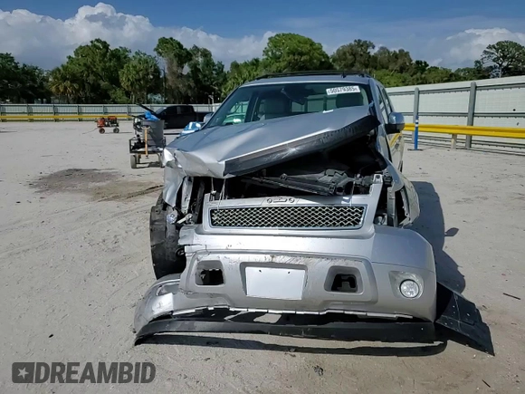 2013 Chevrolet Avalanche LT with VIN 3GNTKFE7XDG326137, listed as a Copart auction lot 50579385 with 116,985 mi miles and Salvage Title. Bid and sale history available at DreamBid. Image 11.
