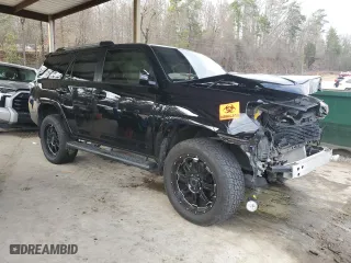 2019 Toyota 4Runner SR5 with VIN JTEZU5JR5K5209533, listed as a Copart auction lot 44011245 with 61,087 mi miles and Salvage Title. Bid and sale history available at carsss.com. Image 4.
