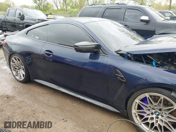 2024 BMW M4 Competition xDrive z VIN WBS43AZ07RCR10248, wystawiony jako IAAI lot #42196536 z przebiegiem 1 718 mil mil oraz . Historia ofert i sprzedaży dostępna na DreamBid. Obrazek 13.