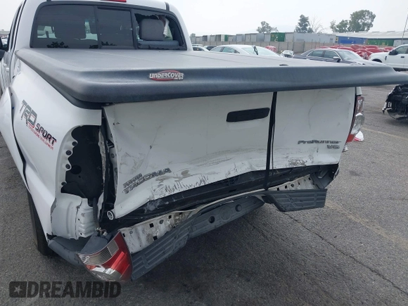 2015 Toyota Tacoma PreRunner with VIN 3TMKU4HN7FM043714, listed as a IAAI auction lot 42179707 with 151,092 mi miles and . Bid and sale history available at DreamBid. Image 18.