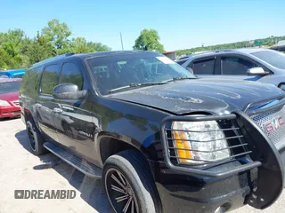 2008 GMC Yukon XL z VIN 1GKFK66838J228301, wystawiony jako IAAI lot #42226806 z przebiegiem 242 968 mil mil oraz . Historia ofert i sprzedaży dostępna na DreamBid. Obrazek 13.