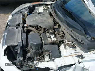 2013 Hyundai Veloster w/Black Int z VIN KMHTC6AD4DU142810, wystawiony jako IAAI lot #42358792 z przebiegiem 203 029 mil mil oraz . Historia ofert i sprzedaży dostępna na DreamBid. Obrazek 20.