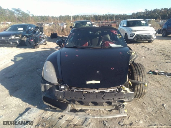 2017 Porsche 718 Boxster with VIN WP0CA2A83HS221358, listed as a IAAI auction lot 41078630 with 77,407 mi miles. Bid and sale history available at carsss.com. Image 12.