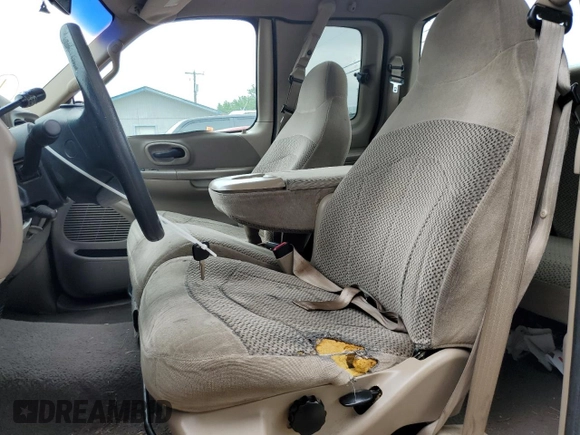 2000 Ford F-150 XL with VIN 1FTRX17W6YKA86613, listed as a Copart auction lot 57295085 with Not provided miles and Clean title. Bid and sale history available at DreamBid. Image 7.