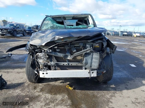 2019 Toyota 4Runner SR5 with VIN JTEBU5JR9K5666170, listed as a IAAI auction lot 41539253 with 82,568 mi miles. Bid and sale history available at carsss.com. Image 13.
