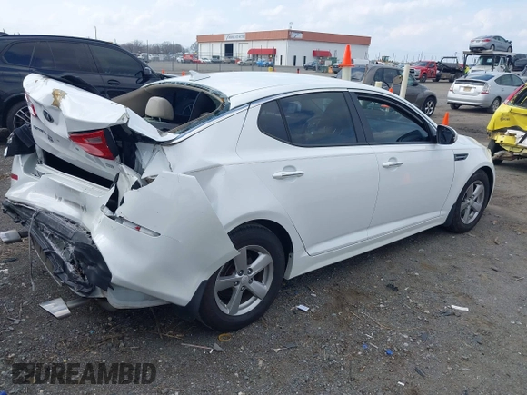 2014 Kia Optima LX with VIN 5XXGM4A71EG313635, listed as a IAAI auction lot 38894516 with 95,852 mi miles. Bid and sale history available at carsss.com. Image 4.