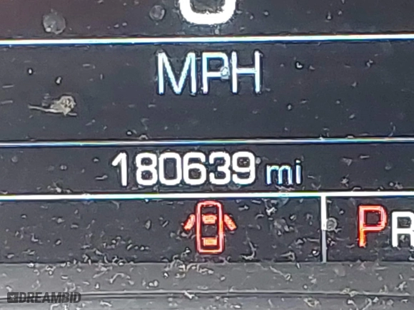 2018 Chevrolet Traverse LT Cloth with VIN 1GNERGKW6JJ224916, listed as a IAAI auction lot 41627315 with 180,639 mi miles. Bid and sale history available at carsss.com. Image 15.