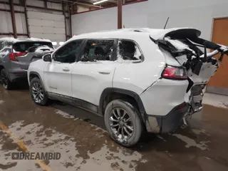 2020 Jeep Cherokee Altitude with VIN 1C4PJMLX1LD631137, listed as a IAAI auction lot 41316551 with 72,021 mi miles and . Bid and sale history available at carsss.com. Image 3.