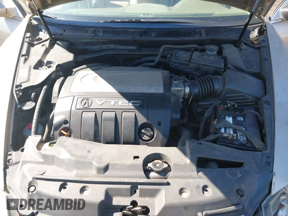 2008 Acura RL with VIN JH4KB16558C002220, listed as a IAAI auction lot 41752374 with 165,920 mi miles and . Bid and sale history available at DreamBid. Image 10.