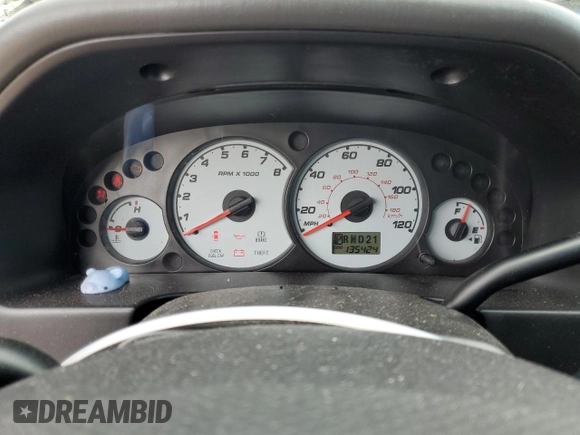 2004 Ford Escape XLS with VIN 1FMYU02144DA18217, listed as a Copart auction lot 43136895 with 135,424 mi miles and Salvage Title. Bid and sale history available at DreamBid. Image 9.
