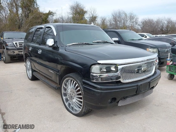 2006 GMC Yukon Denali with VIN 1GKEK63U36J163458, listed as a IAAI auction lot 41745840 with 276,307 mi miles. Bid and sale history available at carsss.com. Image 1.