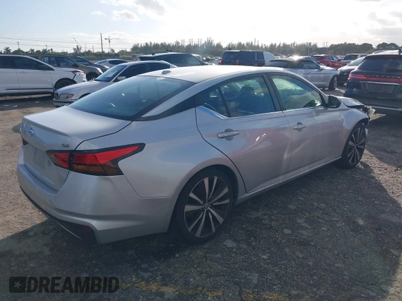 2019 Nissan Altima SR with VIN 1N4BL4CV9KC258877, listed as a IAAI auction lot 41144135 with 64,434 mi miles and . Bid and sale history available at carsss.com. Image 4.