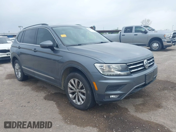 2018 Volkswagen Tiguan SEL with VIN 3VV3B7AX3JM000585, listed as a IAAI auction lot 41905836 with 99,114 mi miles and . Bid and sale history available at DreamBid. Image 1.