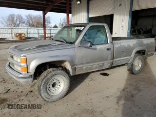 2000 Chevrolet Silverado 2500 z VIN 1GCGK24R5YR107646, wystawiony jako Copart lot #46665945 z przebiegiem 144 204 mil mil oraz Czysty tytuł • Clean title. Historia ofert i sprzedaży dostępna na DreamBid. Obrazek 1.