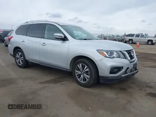 2018 Nissan Pathfinder SL with VIN 5N1DR2MN6JC612384, listed as a IAAI auction lot 41787986 with 149,247 mi miles. Bid and sale history available at carsss.com. Image 1.