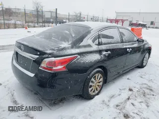 2015 Nissan Altima S with VIN 1N4AL3AP3FC583525, listed as a IAAI auction lot 41572153 with 94,172 mi miles and . Bid and sale history available at DreamBid. Image 4.
