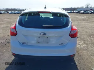 2013 Ford Focus SE with VIN 1FADP3K21DL301951, listed as a IAAI auction lot 41847106 with 78,540 mi miles. Bid and sale history available at carsss.com. Image 17.