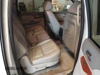 2008 Chevrolet Suburban Commercial with VIN 1GNFK163X8J227012, listed as a IAAI auction lot 41760694 with 161,130 mi miles. Bid and sale history available at carsss.com. Image 8.