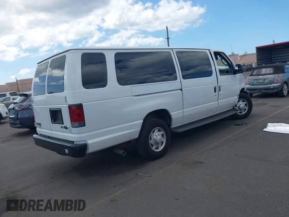 2011 Ford Econoline Passenger XL с VIN 1FBSS3BL5BDB09954, выставлен на аукционе IAAI как лот 41325653 с пробегом Не указан миль и . История ставок и продаж доступна на DreamBid. Изображение 4.