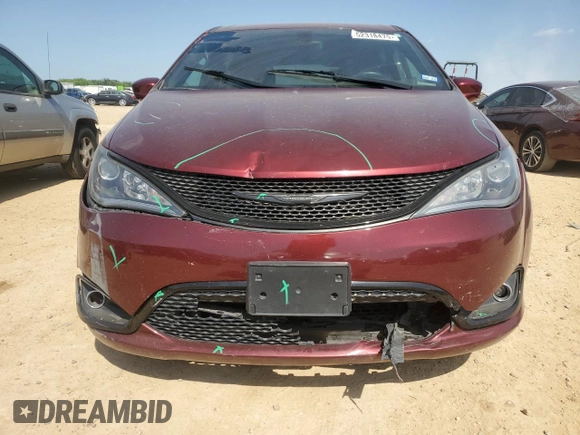 2018 Chrysler Pacifica Touring Plus with VIN 2C4RC1FG4JR228678, listed as a Copart auction lot 52318475 with 97,775 mi miles and Salvage title. Bid and sale history available at DreamBid. Image 5.