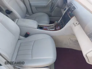 2007 Mercedes-Benz C 280 Luxury with VIN WDBRF54H47A935172, listed as a IAAI auction lot 41702794 with 138,889 mi miles and . Bid and sale history available at DreamBid. Image 5.