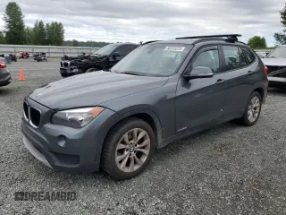 2013 BMW X1 xDrive28i z VIN WBAVL1C56DVR92077, wystawiony jako Copart lot #58328225 z przebiegiem Nie podano mil oraz Szkoda całkowita • Salvage title. Historia ofert i sprzedaży dostępna na DreamBid. Obrazek 1.