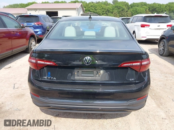 2022 Volkswagen Jetta SE with VIN 3VW7M7BU5NM011041, listed as a IAAI auction lot 42418167 with 71,415 mi miles and . Bid and sale history available at DreamBid. Image 16.