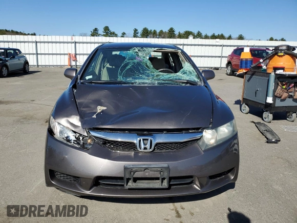 2009 Honda Civic LX z VIN 19XFA16559E016389, wystawiony jako Copart lot #53934915 z przebiegiem 112 966 mil mil oraz Szkoda całkowita • Salvage title. Historia ofert i sprzedaży dostępna na DreamBid. Obrazek 5.