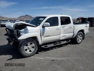 2015 Toyota Tacoma с VIN 3TMLU4ENXFM166481, выставлен на аукционе Copart как лот 54319585 с пробегом 120 120 миль миль и Списание • Salvage title. История ставок и продаж доступна на DreamBid. Изображение 1.