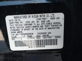 2015 Infiniti Q50 Premium with VIN JN1BV7AP2FM353536, listed as a IAAI auction lot 41815730 with Not Provided miles. Bid and sale history available at carsss.com. Image 9.