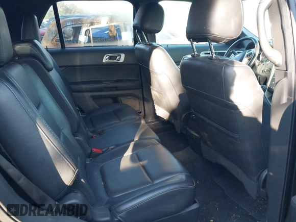 2015 Ford Explorer XLT with VIN 1FM5K7D82FGC02049, listed as a IAAI auction lot 42018044 with 114,237 mi miles and . Bid and sale history available at DreamBid. Image 8.