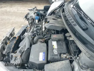 2014 Hyundai Elantra Limited с VIN KMHDH4AE3EU074374, выставлен на аукционе IAAI как лот 42992353 с пробегом 139 769 миль миль и . История ставок и продаж доступна на DreamBid. Изображение 13.