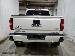 2015 GMC Sierra 1500 Denali with VIN 3GTU2WEJ3FG338044, listed as a Copart auction lot 50774205 with 111,691 mi miles and Salvage Title. Bid and sale history available at carsss.com. Image 6.