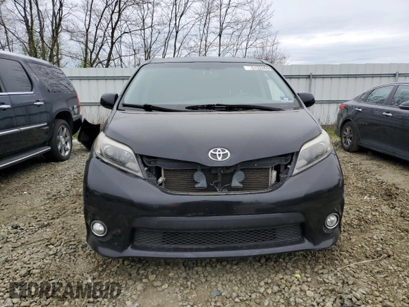 2017 Toyota Sienna SE with VIN 5TDXZ3DC9HS824064, listed as a Copart auction lot 51328695 with Not Provided miles and Salvage Title. Bid and sale history available at DreamBid. Image 5.