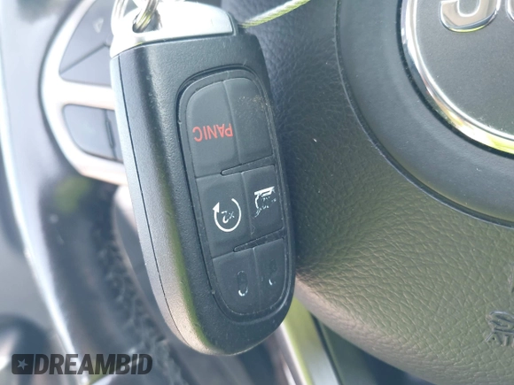 2021 Jeep Cherokee Limited with VIN 1C4PJMDX1MD179500, listed as a IAAI auction lot 42352203 with 76,205 mi miles and . Bid and sale history available at DreamBid. Image 11.