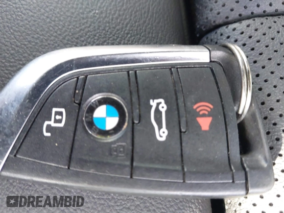 2022 BMW 3 Series 330i xDrive z VIN 3MW5R7J07N8C64295, wystawiony jako IAAI lot #40148967 z przebiegiem 25 356 mil mil oraz . Historia ofert i sprzedaży dostępna na DreamBid. Obrazek 11.