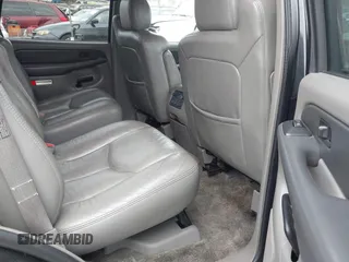 2003 Chevrolet Tahoe LS with VIN 1GNEC13T73R297770, listed as a IAAI auction lot 42071895 with 215,848 mi miles. Bid and sale history available at carsss.com. Image 8.