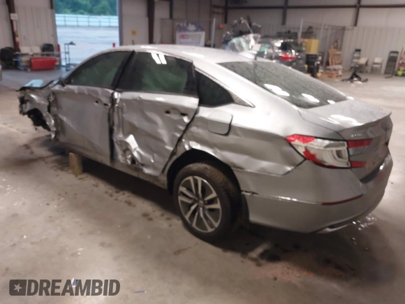 2018 Honda Accord Touring z VIN 1HGCV3F94JA001591, wystawiony jako IAAI lot #42161624 z przebiegiem 100 591 mil mil oraz . Historia ofert i sprzedaży dostępna na DreamBid. Obrazek 3.