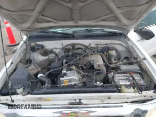 2002 Toyota Tacoma z VIN 5TEVL52N52Z079509, wystawiony jako IAAI lot #41371588 z przebiegiem 220 579 mil mil oraz . Historia ofert i sprzedaży dostępna na DreamBid. Obrazek 10.