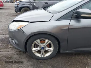 2014 Ford Focus SE with VIN 1FADP3K28EL313161, listed as a IAAI auction lot 42017640 with 111,962 mi miles. Bid and sale history available at carsss.com. Image 12.