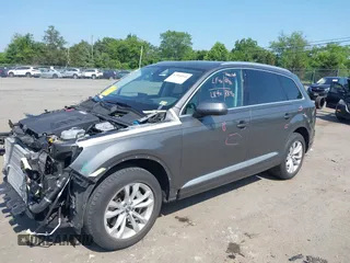 2019 Audi Q7 Premium with VIN WA1AHAF72KD014706, listed as a IAAI auction lot 42568441 with 43,763 mi miles and . Bid and sale history available at DreamBid. Image 17.