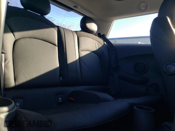 2022 MINI Hardtop Cooper S with VIN WMW53DH03N2R73889, listed as a Copart auction lot 88246445 with 18,111 mi miles and Salvage Title. Bid and sale history available at DreamBid. Image 10.