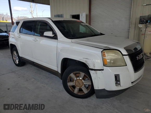 2010 GMC Terrain SLE-1 z VIN 2CTALBEW0A6381642, wystawiony jako Copart lot #52284805 z przebiegiem 236 179 mil mil oraz Szkoda całkowita • Salvage title. Historia ofert i sprzedaży dostępna na DreamBid. Obrazek 4.