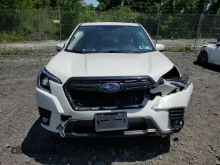 2024 Subaru Forester Premium with VIN JF2SKADC8RH429514, listed as a Copart auction lot 62229835 with 18,696 mi miles and Salvage title. Bid and sale history available at DreamBid. Image 5.