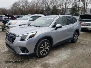 2022 Subaru Forester Limited with VIN JF2SKAPC5NH520360, listed as a Copart auction lot 85036204 with 18,056 mi miles and Salvage Title. Bid and sale history available at carsss.com. Image 1.