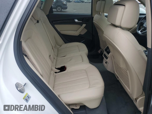 2018 Audi Q5 Premium with VIN WA1ANAFY4J2227815, listed as a Copart auction lot 48627415 with 0 mi miles and Salvage Title. Bid and sale history available at carsss.com. Image 11.