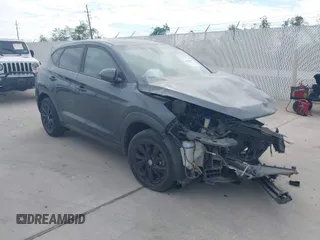 2019 Hyundai Tucson SE with VIN KM8J23A46KU963736, listed as a IAAI auction lot 40647587 with 69,121 mi miles. Bid and sale history available at carsss.com. Image 1.