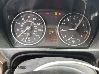 2009 BMW 3 Series 328i xDrive z VIN WBAWC33509P470248, wystawiony jako Copart lot #56747465 z przebiegiem 130 161 mil mil oraz Szkoda całkowita • Salvage title. Historia ofert i sprzedaży dostępna na DreamBid. Obrazek 9.