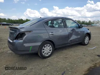 2018 Nissan Versa SV z VIN 3N1CN7AP2JL821482, wystawiony jako Copart lot #55452015 z przebiegiem 75 495 mil mil oraz Szkoda całkowita • Salvage title. Historia ofert i sprzedaży dostępna na DreamBid. Obrazek 3.